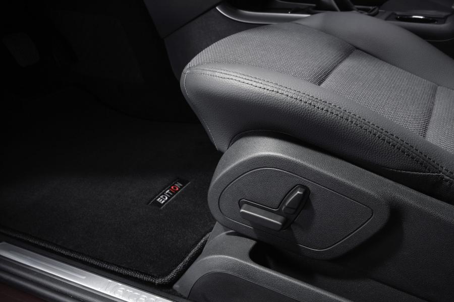  Mercedes-Benz A-Class 5-Door 2004 года  (фото 12 из 344)